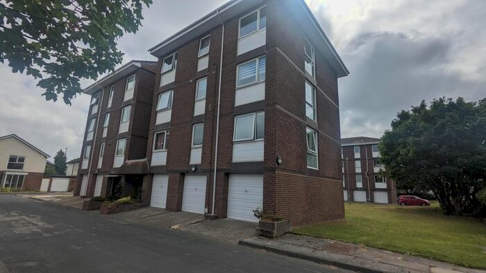 2 Bedroom Flat To Rent In Channel Road, Crosby, Liverpool, L23