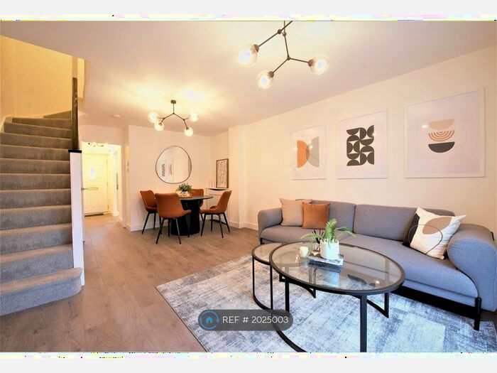 2 Bedroom Terraced House To Rent In Brockleyside, Stanmore, HA7