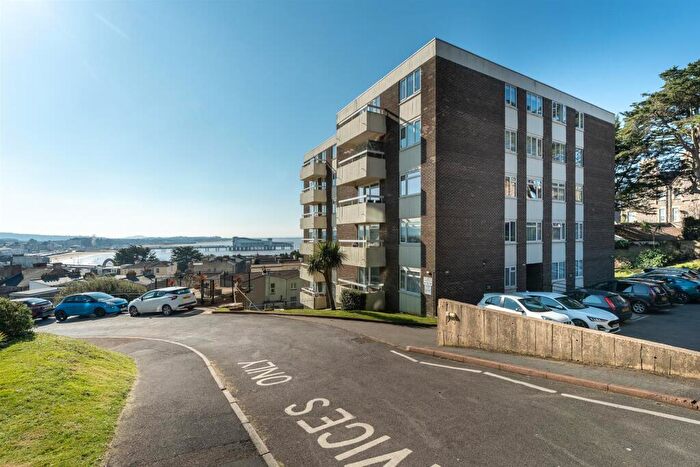 2 Bedroom Flat For Sale In Shrubbery Road, Weston-super-Mare - No Chain!, BS23