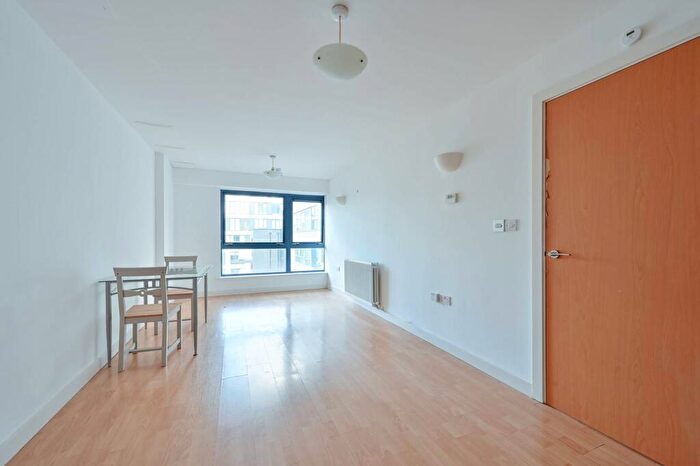 1 Bedroom Flat For Sale In Headstone Road, Harrow, Harrow, HA1