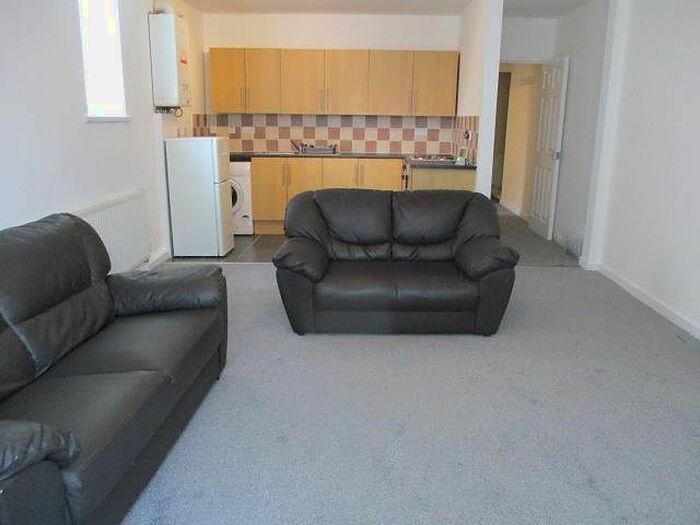 1 Bedroom Flat To Rent In Flat, Lilac Grove, Beeston, NG9