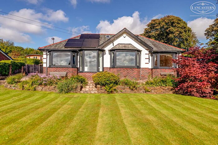 3 Bedroom Detached Bungalow For Sale In Chorley Old Road, Horwich, Bolton, BL6
