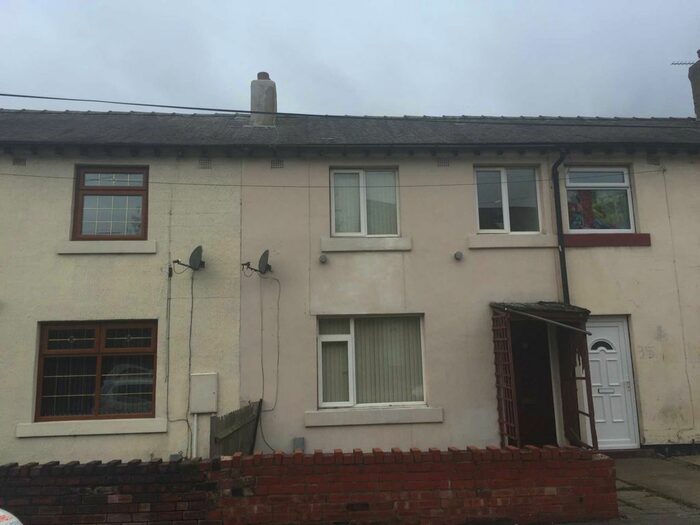 2 Bedroom Terraced House To Rent In Crawshaw Street Dewsbury, Dewsbury, WF13