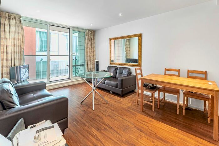 1 Bedroom Flat To Rent In The Oxygen Apartments, Royal Victria Dock, E16