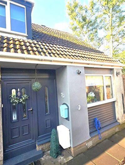 2 Bedroom Semi-Detached House For Sale In Drummond Place, Blackridge, EH48