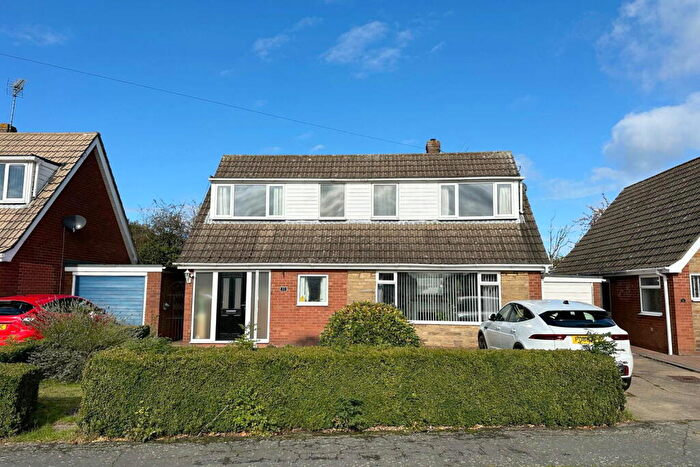 3 Bedroom Detached House For Sale In Norfolk Avenue, Burton-upon-Stather, Scunthorpe, DN15