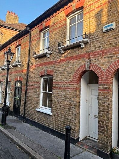 2 Bedroom Terraced House To Rent In Chancery Lane, Beckenham, BR3