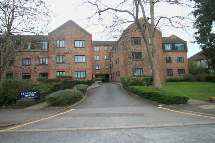 1 Bedroom Flat To Rent In Worcester Road, **Zero Deposits Option Available**, SM2