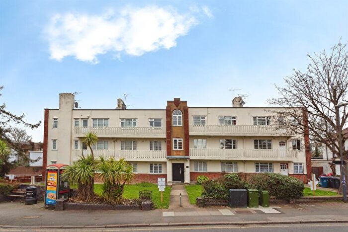 2 Bedroom Flat For Sale In Princes Drive, Harrow, HA1