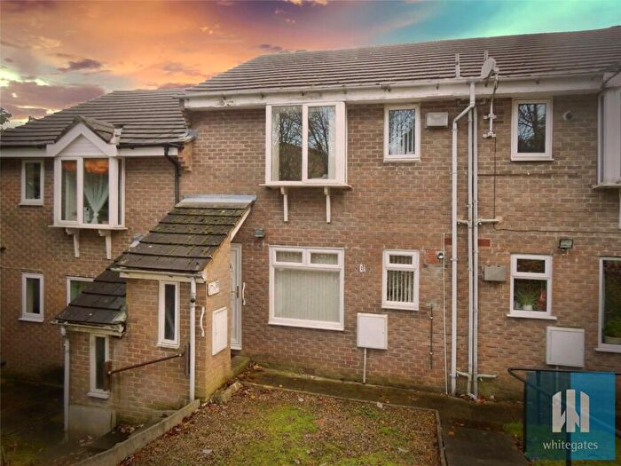 1 Bedroom Apartment To Rent In Barker Court, Birkby, Huddersfield, West Yorkshire, HD2