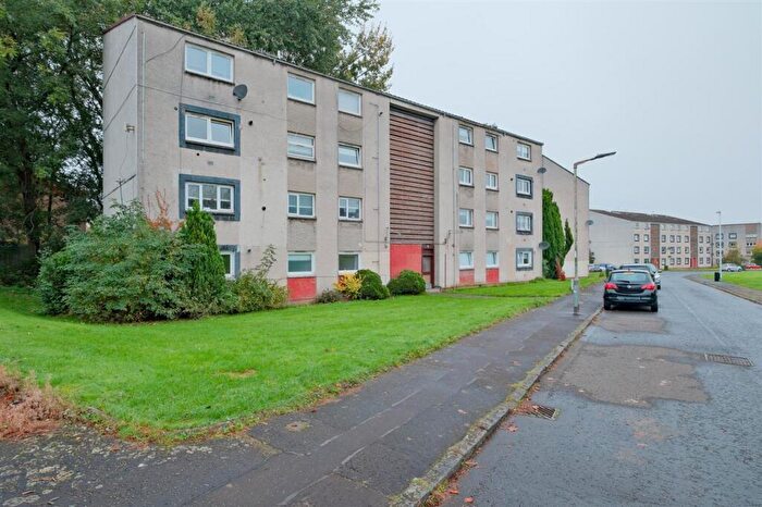 3 Bedroom Apartment For Sale In Dunure Drive, Rutherglen, G73