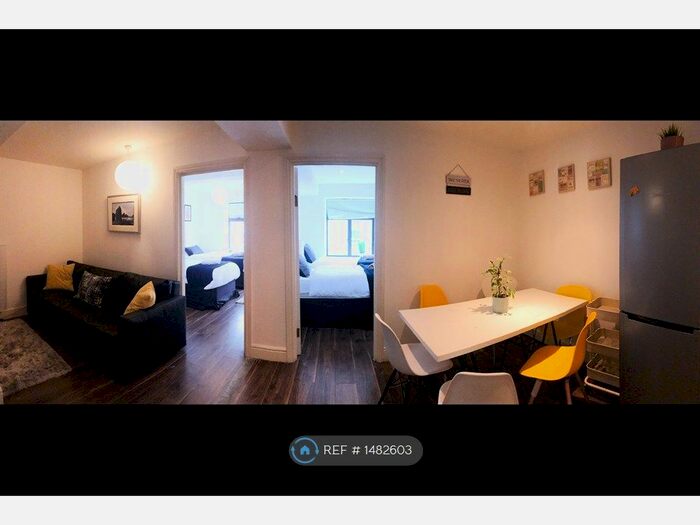 2 Bedroom Flat To Rent In Hoxton Street, London, N1