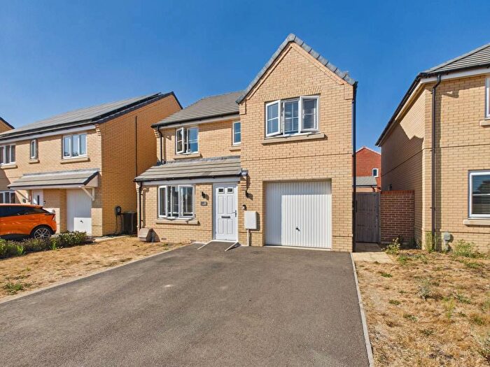 4 Bedroom Detached House For Sale In Poppy Lane, Felixstowe, Suffolk, IP11