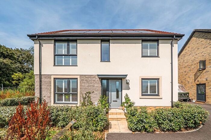 4 Bedroom Detached House For Sale In Mowers Mead, Frome, BA11