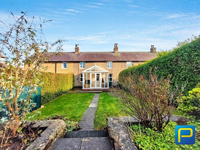 3 Bedroom Terraced House For Sale In Lennor Cottage, King Street, Seahouses, Northumberland, NE68