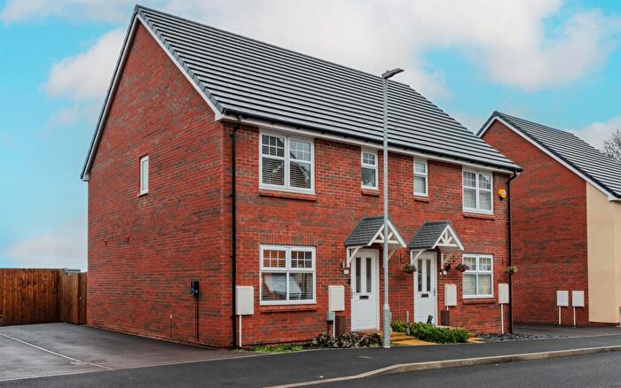 3 Bedroom Semi-Detached House For Sale In Heol Ewen, Pontrhydyrun, Cwmbran, NP44