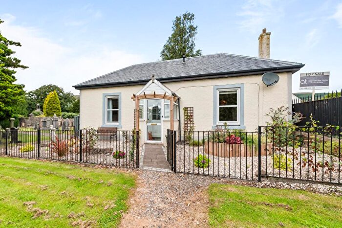 2 Bedroom Detached Bungalow For Sale In Manse Road, Dollar, Clackmannanshire, FK14