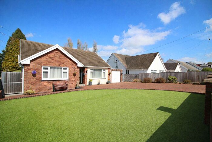 3 Bedroom Detached Bungalow For Sale In Heol Dowlais, Efail Isaf, Pontypridd, CF38