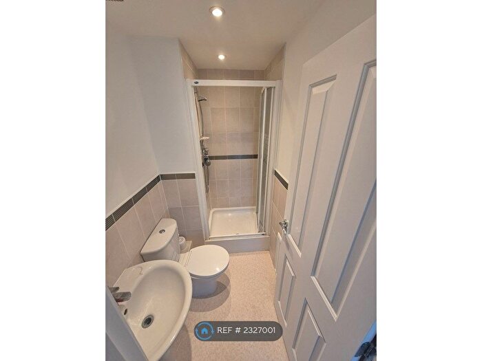 4 Bedroom Terraced House To Rent In Pingle Close, Shireoaks, Worksop, S81