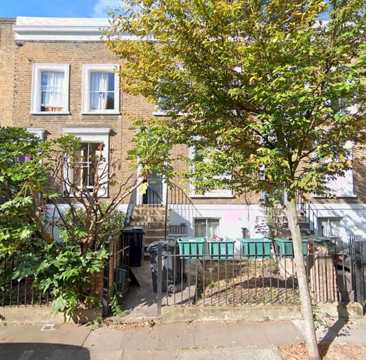 2 Bedroom Flat To Rent In Downham Road, London, N1