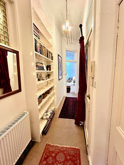2 Bedroom Flat For Sale In Comiston Place (Flat ), Morningside, Edinburgh, EH10