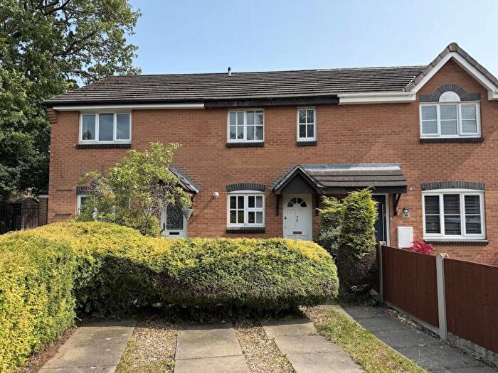 2 Bedroom Town House To Rent In Ramblers Drive, Oakwood, Derby, DE21