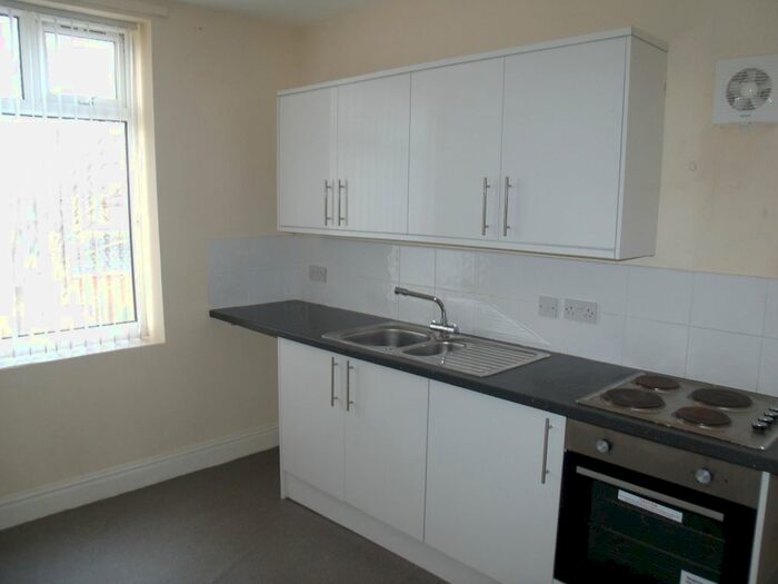 1 Bedroom Flat To Rent In Bewley Street, Hollins, Oldham, OL8