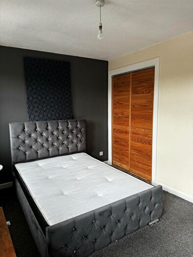 2 Bedroom End Of Terrace House To Rent In Lenton Nottingham, NG7