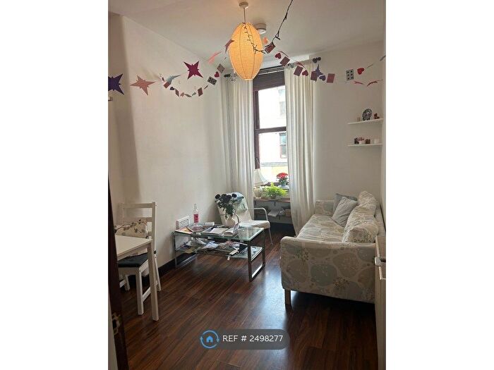2 Bedroom Flat To Rent In Dumbarton Road, Glasgow, G11