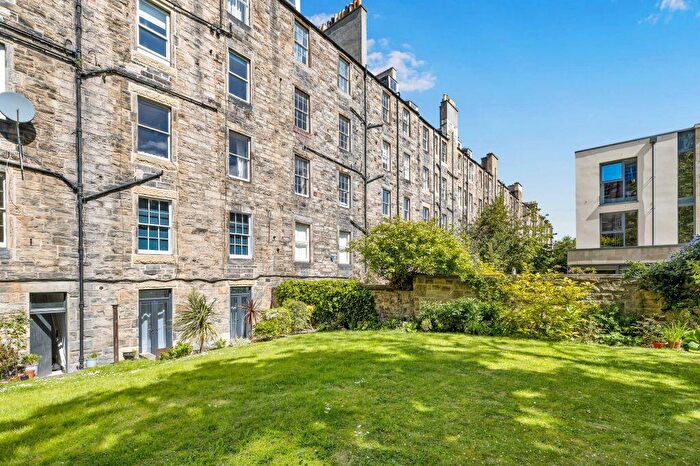2 Bedroom Flat For Sale In A, East London Street, New Town, Edinburgh, EH7