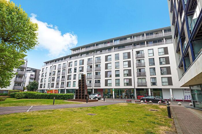 1 Bedroom Flat To Rent In Deals Gateway, London, SE13