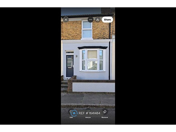 2 Bedroom Terraced House To Rent In Clarendon Place, Dover, CT17