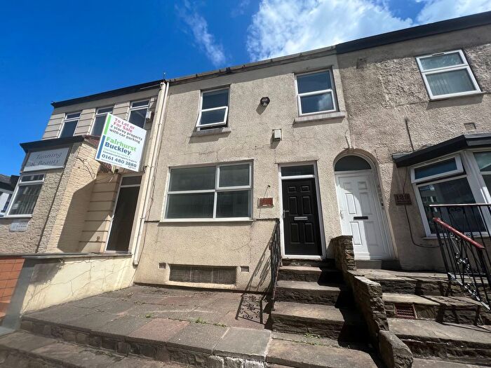 2 Bedroom Flat To Rent In Wellington Road South, Stockport, SK1