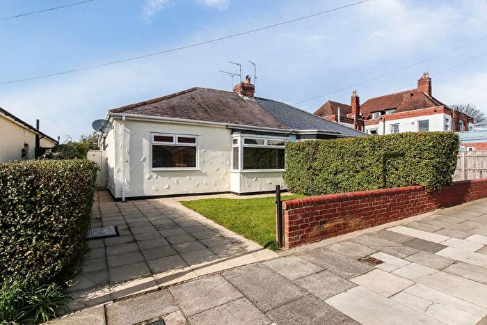 2 Bedroom Bungalow To Rent In Grange Park, Whitley Bay, NE25