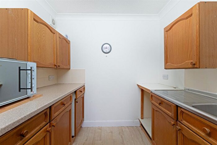 1 Bedroom Flat For Sale In Homecherry House, High Road, Loughton, IG10