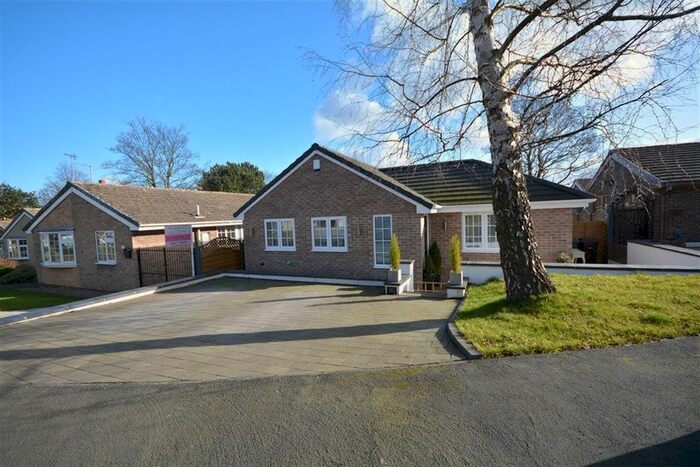 2 Bedroom Bungalow To Rent In Andrews Grove, Ackworth, WF7