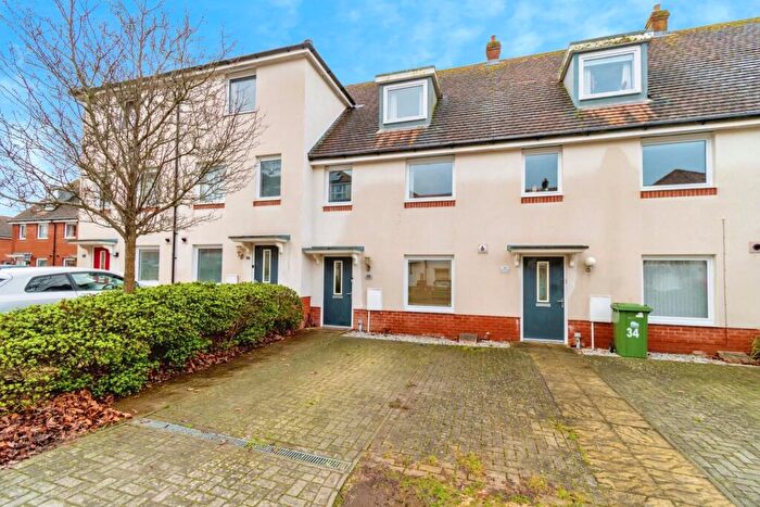 4 Bedroom Terraced House For Sale In Wilroy Gardens, Maybush, Southampton, Hampshire, SO16
