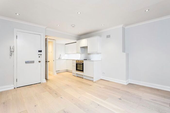 Studio To Rent In Wardour Street, Chinatown, W1D