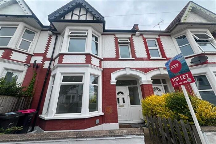 3 Bedroom Terraced House To Rent In Ramuz Drive, SS0