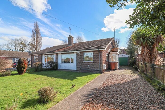 2 Bedroom Semi Detached Bungalow For Sale In Meadow Road, South Wootton, King's Lynn, Norfolk, PE30