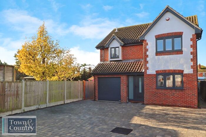 4 Bedroom Detached House To Rent In Granville Way, Brightlingsea, CO7