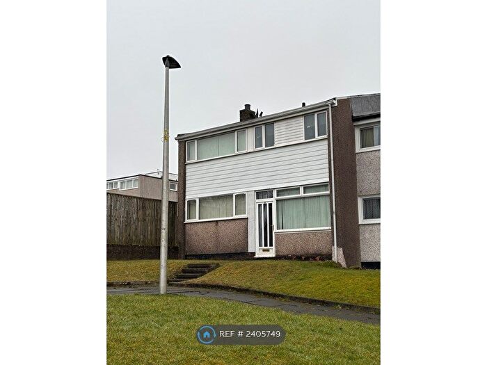 4 Bedroom End Of Terrace House To Rent In Leeward Circle, East Kilbride, G75