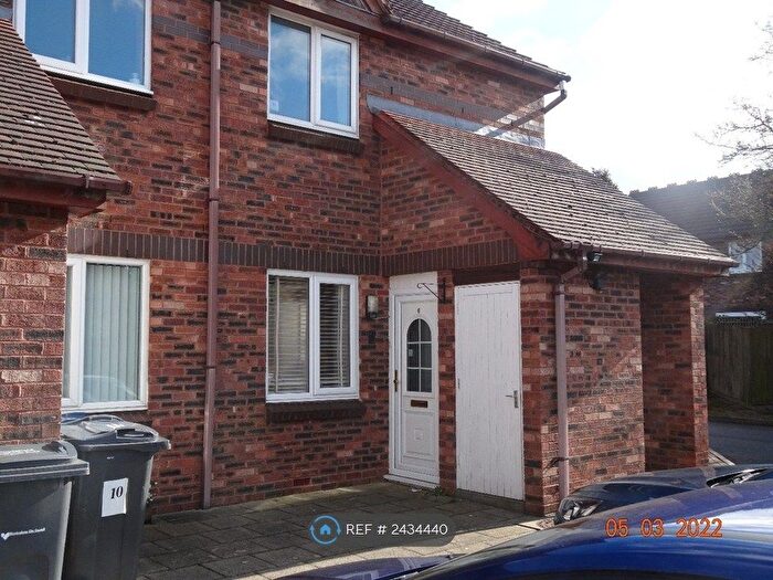 1 Bedroom Flat To Rent In Lime Tree Road, Acocks Green, Birmingham, B27