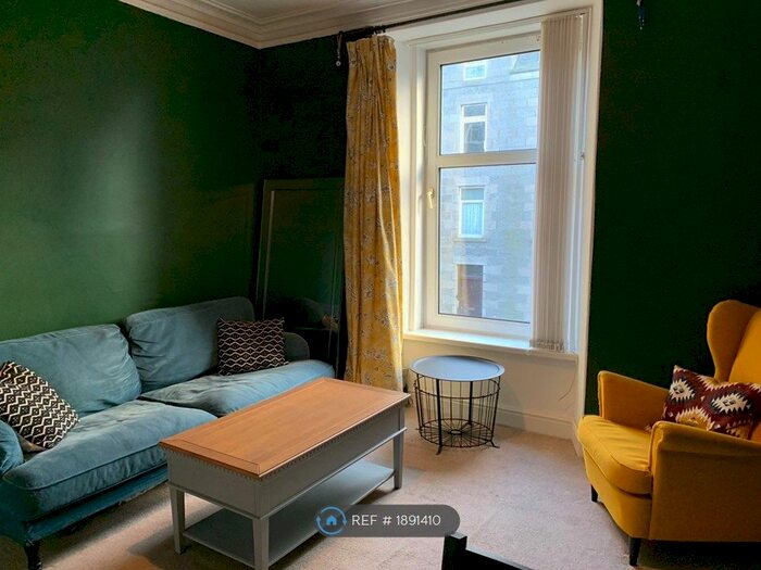 1 Bedroom Flat To Rent In Northfield Place, Aberdeen, AB25