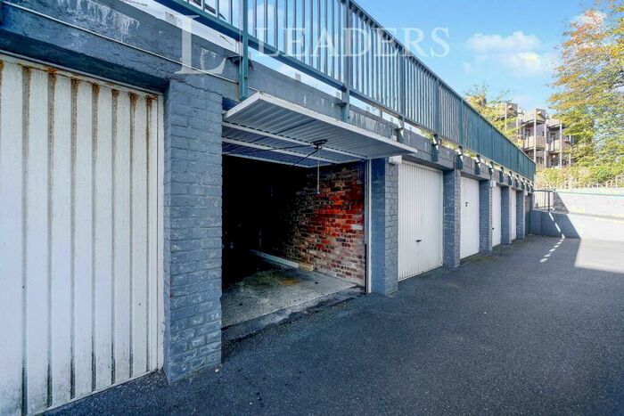 Property To Rent In Garage, London Road, Brighton, BN1