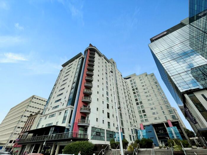 2 Bedroom Apartment To Rent In Churchill Way, Cardiff, CF10