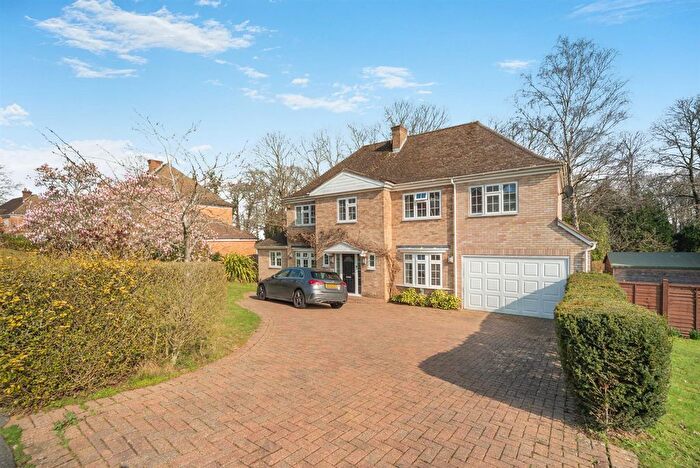 5 Bedroom Detached House For Sale In Woodlands Road, Aylesford, ME20