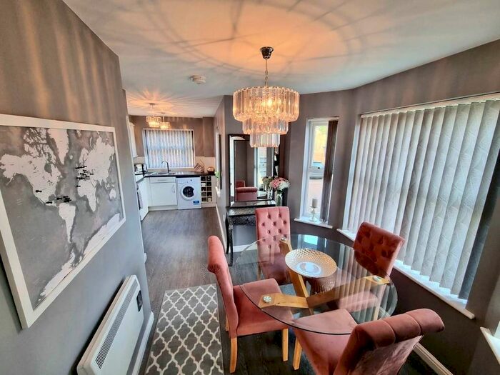 2 Bedroom Flat To Rent In Aston Chase, Hemsworth, Pontefract, WF9