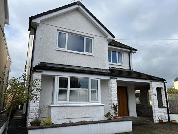 4 Bedroom Detached House For Sale In Crescent Road, Llandeilo, Carmarthenshire., SA19