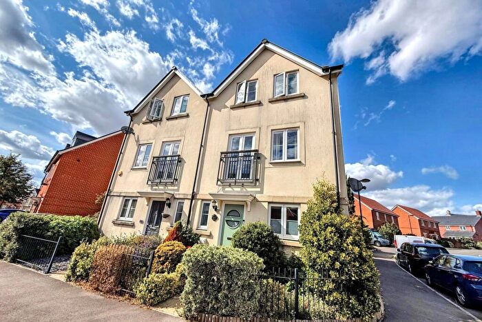 4 Bedroom Semi-Detached House For Sale In Old Sarum, SP4